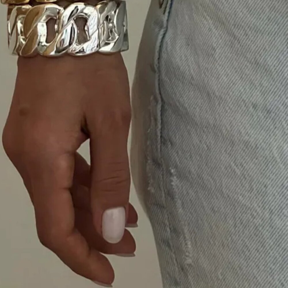 Cuban Link Bracelet Silver Tone Classic Style Wide OS New - Picture 7 of 10